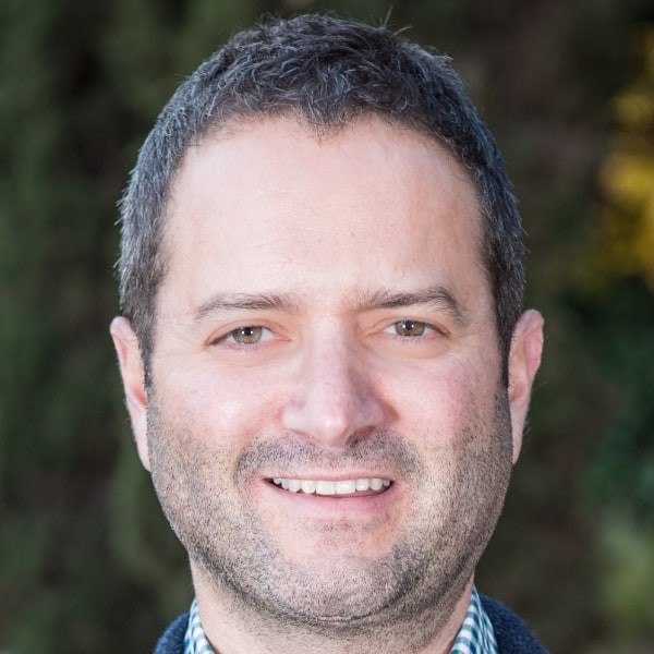 Chief Gemologist Michael Smith